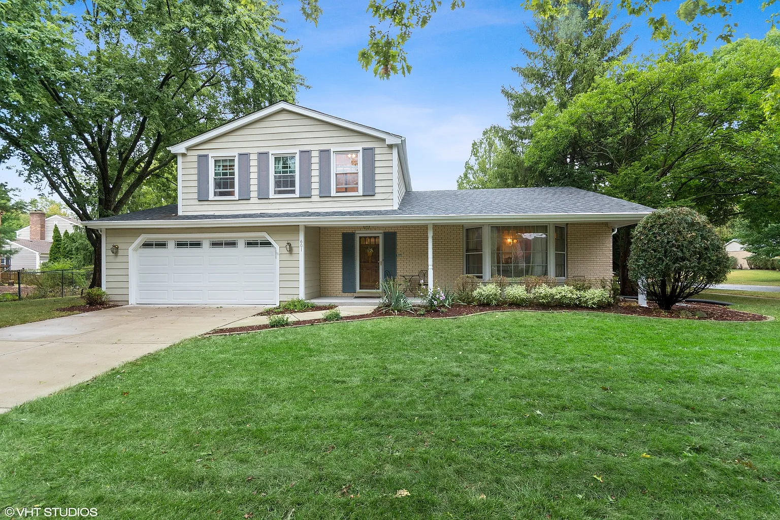 601 Pawnee Ln photo 1