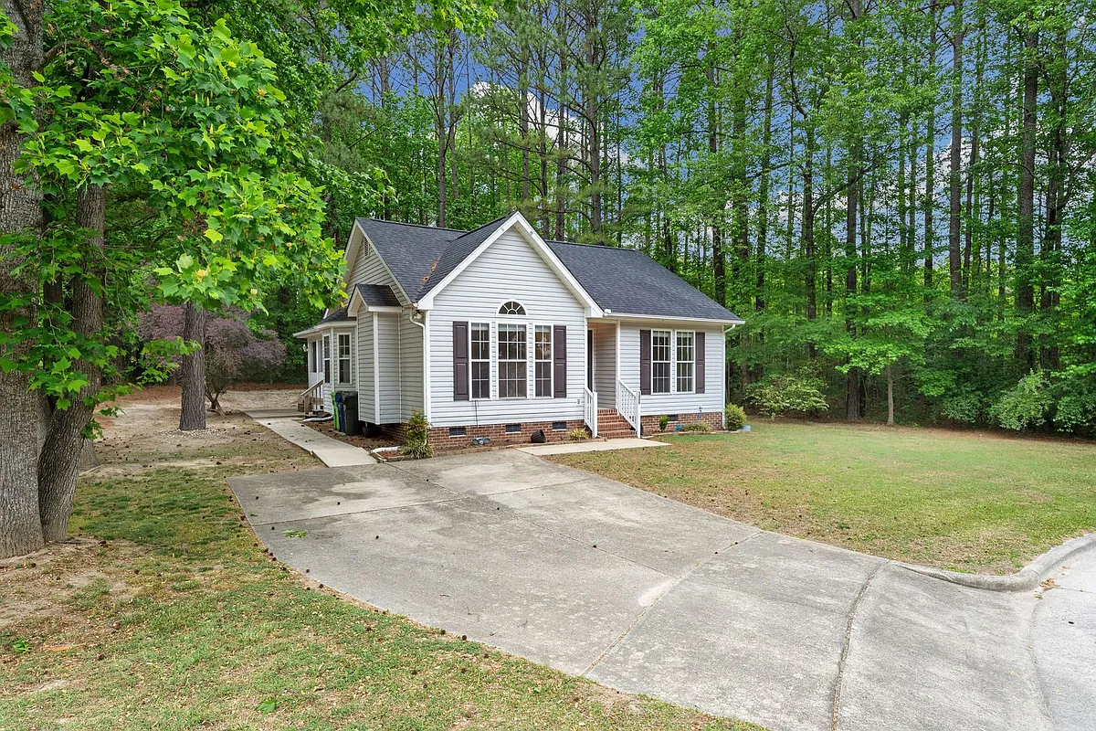 Building Photo - 5009 Rose Water Pl