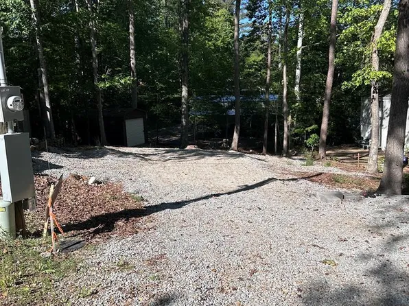 42 Chaco Trl, Bracey, VA 23919