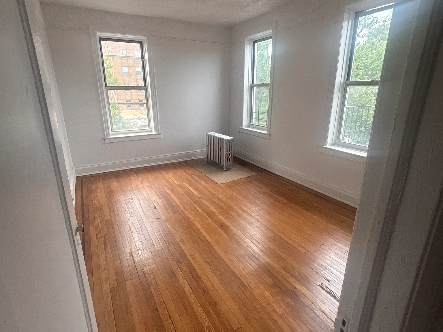 1 bed, $2,300 — Photo 4