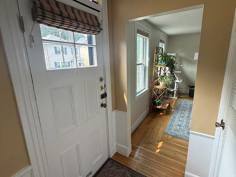 20 Lincoln Ave — Photo 5