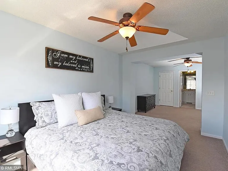 10866 Kingsfield Ln — Photo 13