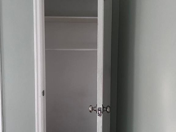 BEDROOM CLOSET
