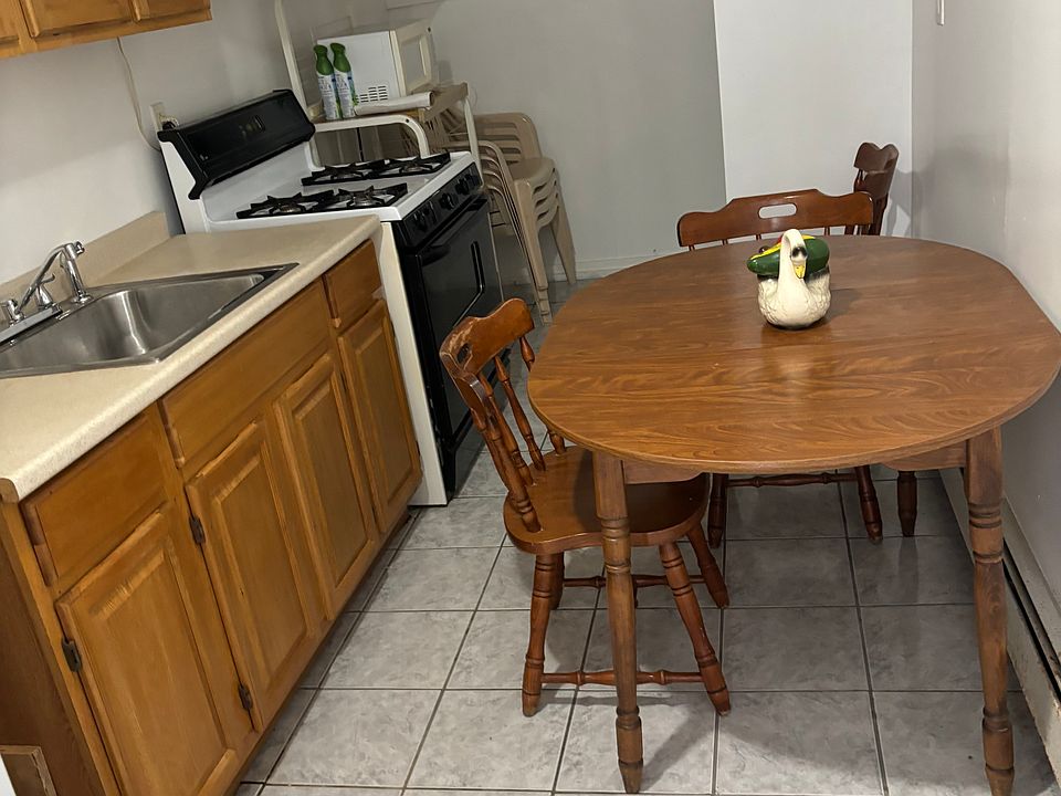 1st image of 7919 257th St #1