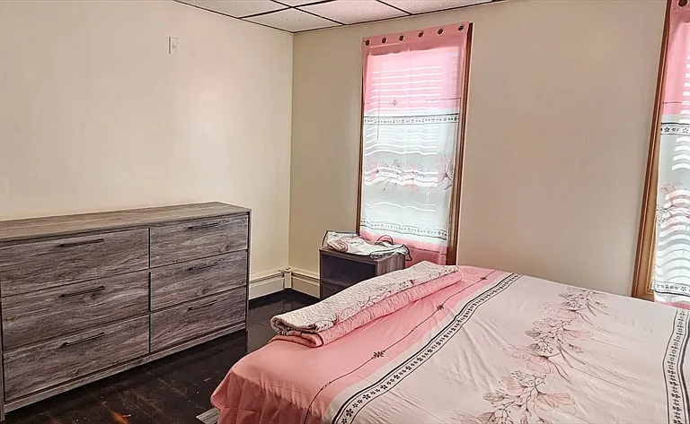 21 Central St #2 — Photo 9