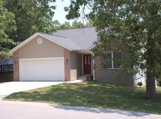 1702 Westway Dr, West Plains, MO 65775