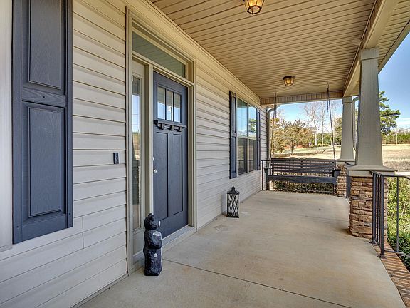 5th image of 1529 Old Post Rd