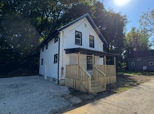 933 Golda Pl, Akron, OH 44311