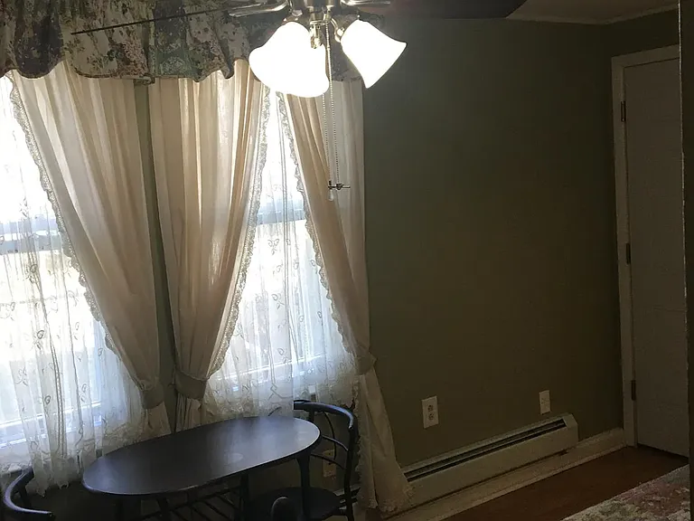 217 Main St #1 — Photo 7