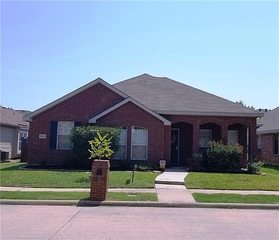 1st image of 1606 Bur Oak Dr