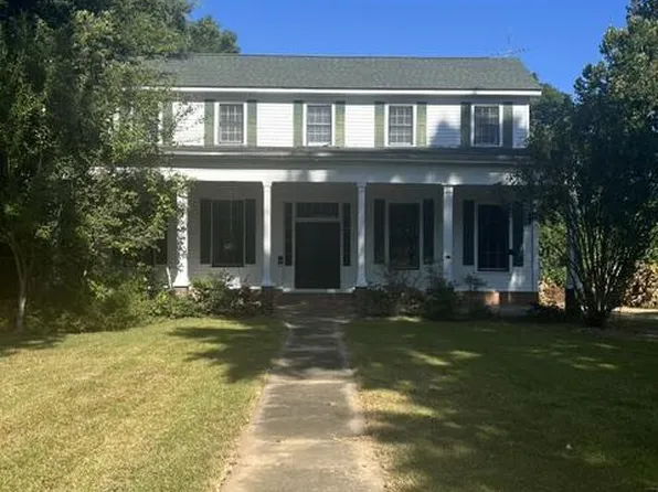 908 Farmer St, Port Gibson, MS 39150
