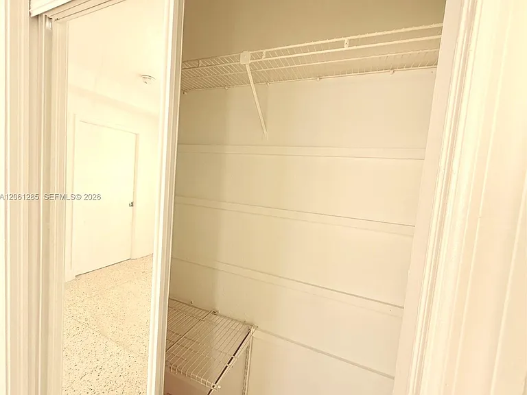 7400 Harding Ave #5 — Photo 3