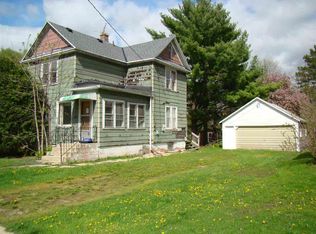 111 Wayland St, Beaver Dam, WI 53916