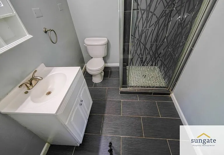 500 S Collington Ave #B — Photo 9