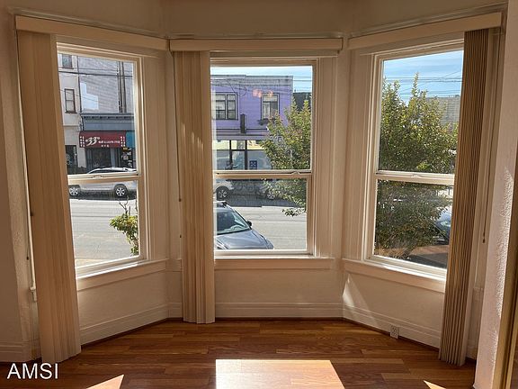 3rd image of 1914 Clement St