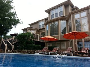 6900 W 181st Ter, Stilwell, KS 66085