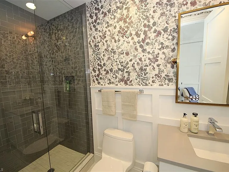 1035 3rd Ave S #411 — Photo 20