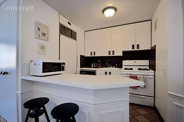 Rented by Corcoran | media 17