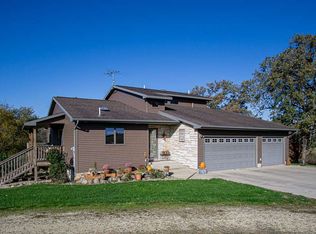 21775 20th St, Oelwein, IA 50662