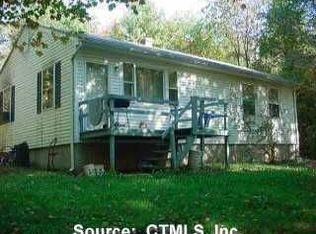 1669 Bozrah Rd, Oakdale, CT 06370