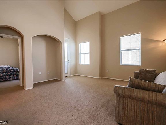 4th image of 3975 Hualapai Way #235