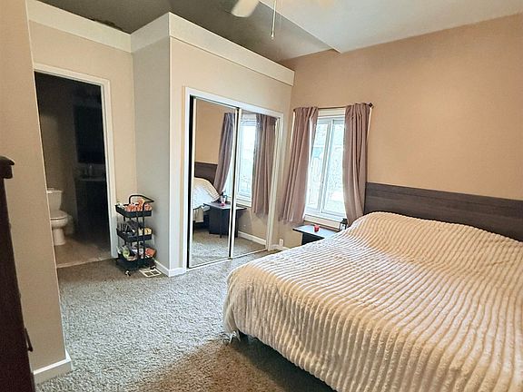 5th image of 27685 Riviera St