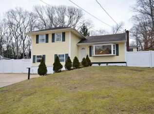 275 Terry Rd, Smithtown, NY 11787