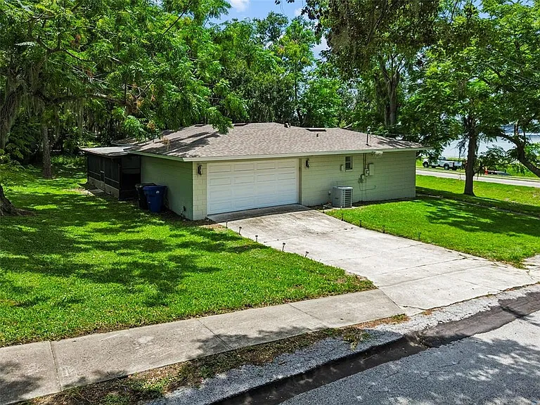 400 E Silver Star Rd — Photo 54