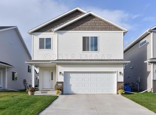 4719 35th Ave S, Fargo, ND 58104