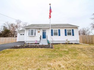 31 Fairfax Rd, Fishkill, NY 12524