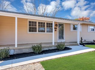 1067 Overlook Dr, Toms River, NJ 08753