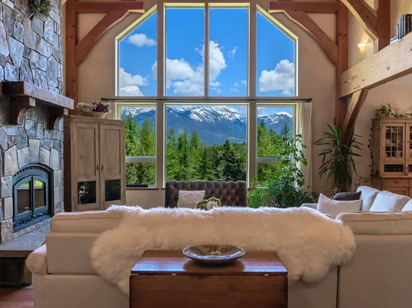 837 La Brant Rd, Bigfork, MT 59911