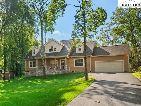 137 Red Wolf, Blowing Rock, NC 28605