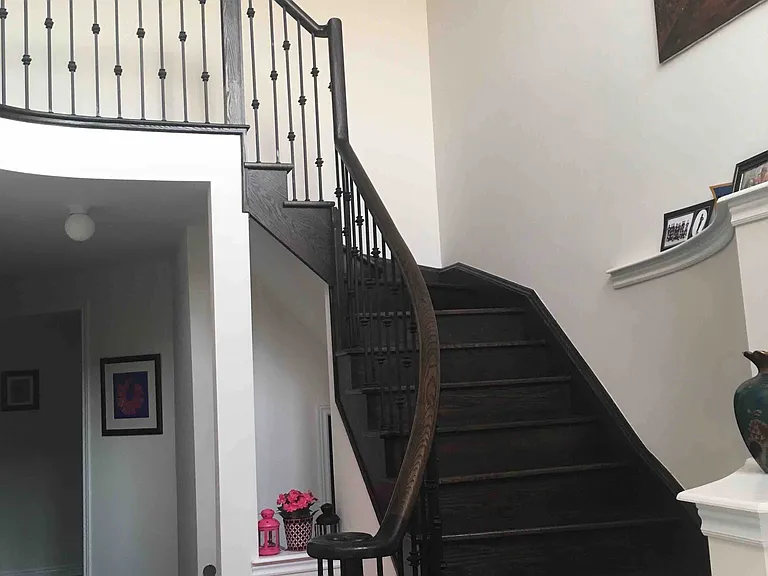 23 Boland Ct #1 BDRM UPPER LEVEL — Photo 6