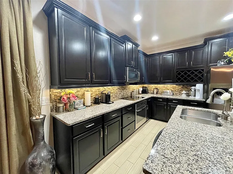 11421 Brownstone St — Photo 10