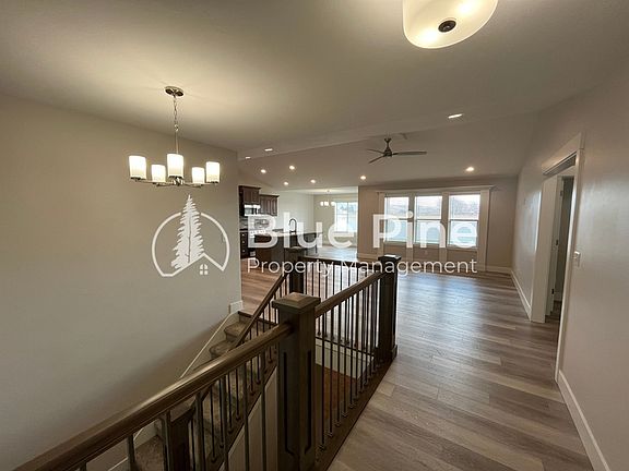 2nd image of 185 Galena Summit Dr