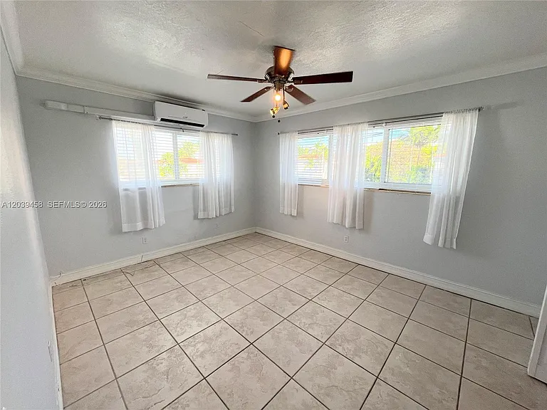 350 75th St #202 — Photo 8