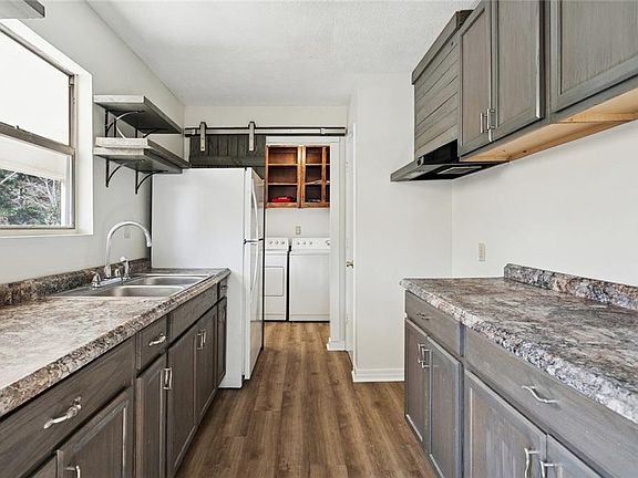 5th image of 44373 Elmer Magee Rd