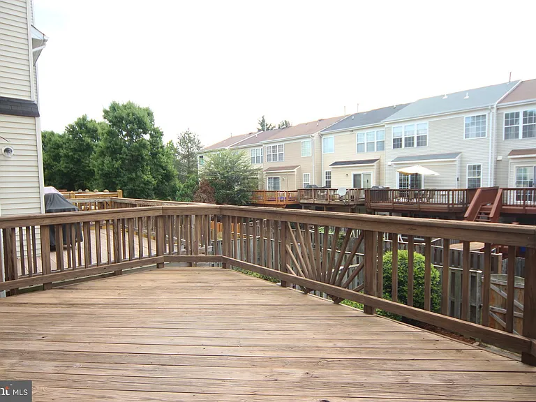 7491 Digby Grn — Photo 21