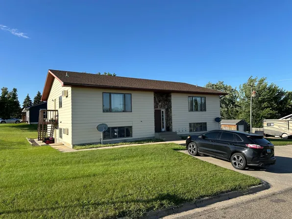 Lisbon Four, 411 11th Ave W #3, Lisbon, ND 58054