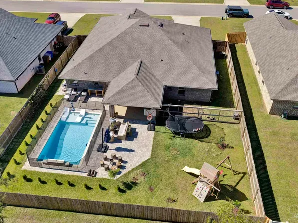 5956 Parsonage Cir, Milton, FL 32570