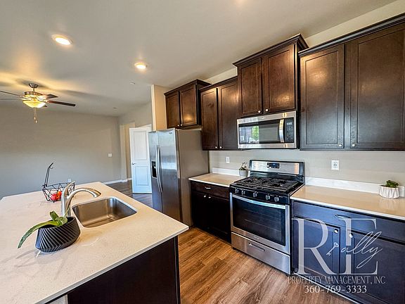 4th image of 4414 Sand Dollar St