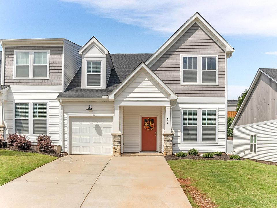 1st image of 221 Woodhouse Way