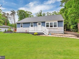 21 Summit Ave, Berlin, NJ 08009