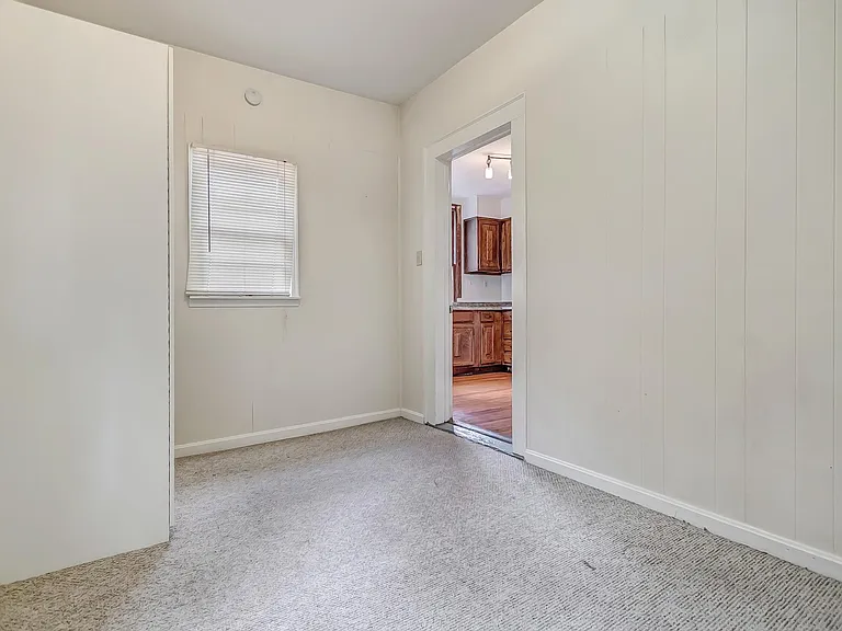 9038 Rhode Island Ave — Photo 32