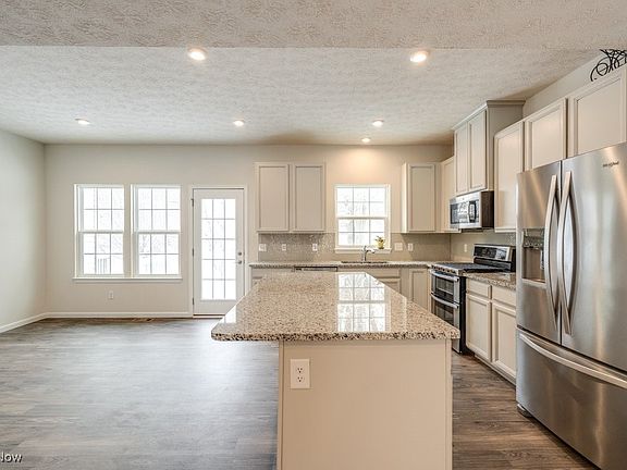 3rd image of 1173 Bean Ln