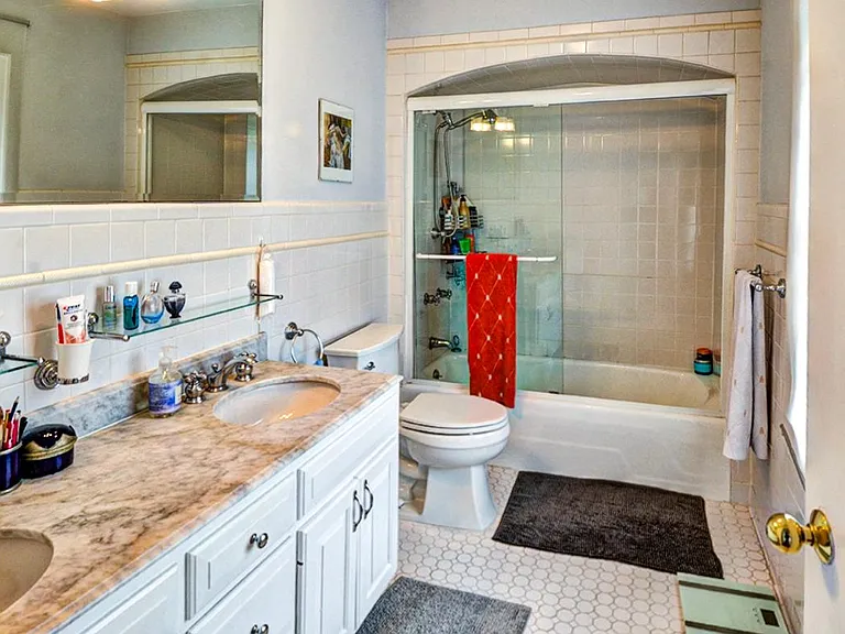 632 Shore Acres Dr — Photo 9