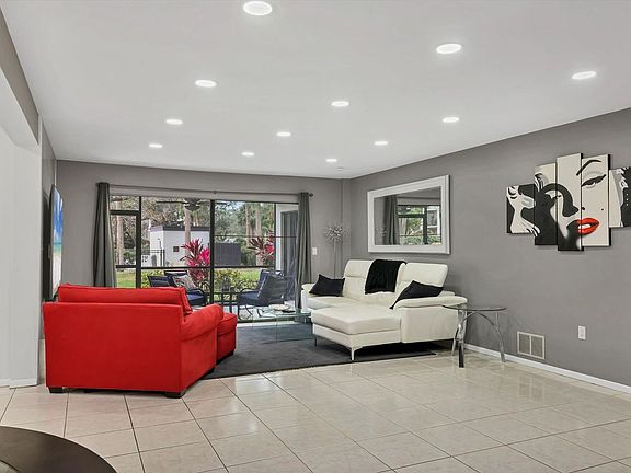 5th image of 5128 Marsh Field Ln #129