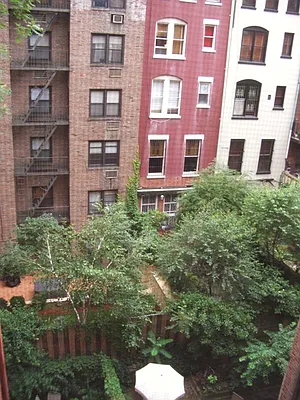 Rented by Clatter Realty Inc. | media 18