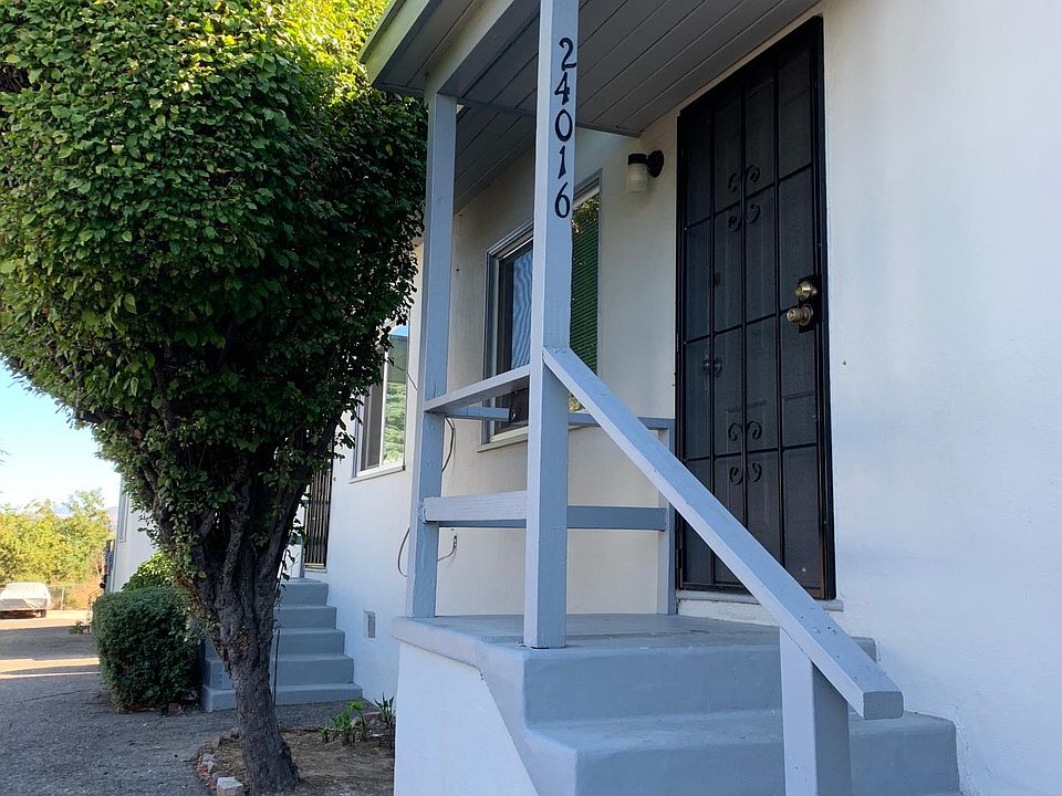 Front door entry